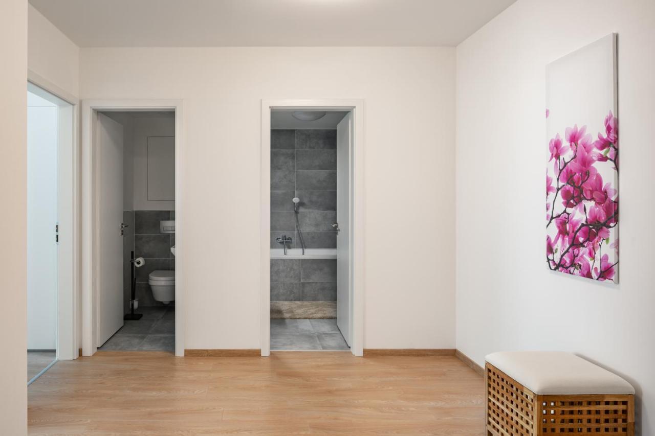 Prague Days - Exclusive Condo In Trendy Neighbourhood Buitenkant foto
